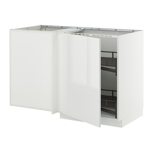 Mueble de cocina blanco, moderno, en forma de U con estantes extraíbles.