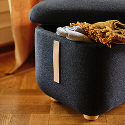 OSKARSHAMN wing chair with ottoman