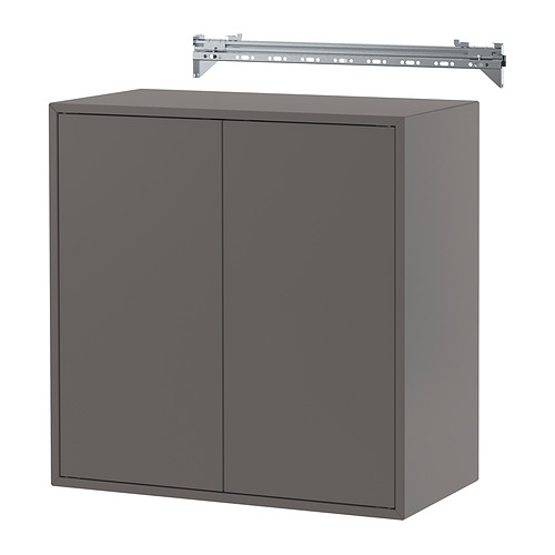 Un armario EKET gris con dos puertas y un estante. Tiene un diseño moderno, perfecto para el almacenamiento.