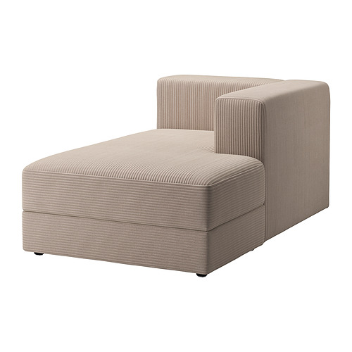 Un módulo de sofá chaise longue JÄTTEBO blanco roto con tela a rayas, con una forma suave y curvada y un asiento cómodo.