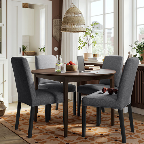 NÄSINGE / BERGMUND, mesa con 4 sillas. 2 de 7 open dialog