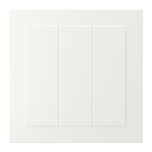 Frentes de armario blancos STENSUND con paneles ranurados.