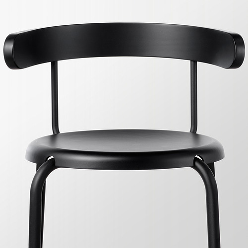 Silla negra moderna, robusta y elegante. Asiento y respaldo redondeados para mayor comodidad. Materiales y diseño de calidad.