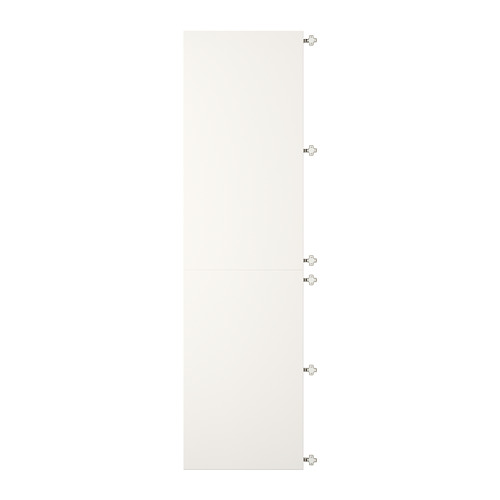 Puerta VEDDINGE blanca con herrajes niquelados.