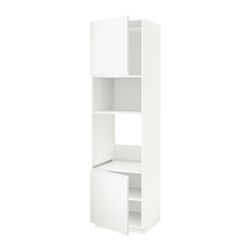 Un mueble de cocina METOD blanco con estantes ajustables.