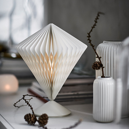 STRÅLA, lámpara de mesa decorativa LED. 4 de 5 open dialog