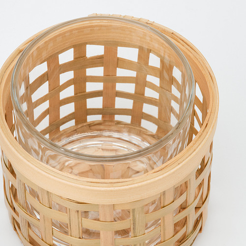 Candelabro de mimbre con centro de cristal, artesanía de alta calidad, bambú natural y cristal transparente.