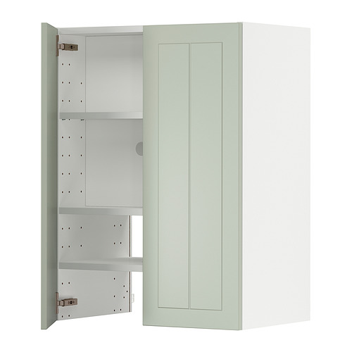 Un mueble de cocina METOD con puerta de stensund verde, con estantes ajustables y un diseño moderno.