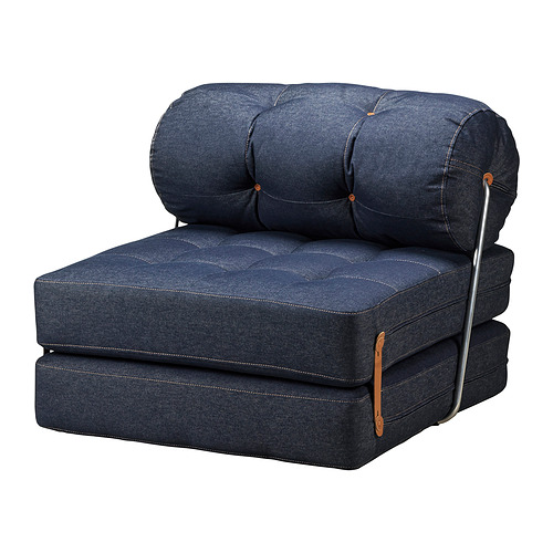 Silla de mezclilla azul con cojines, plegable, diseño moderno, asientos cómodos.