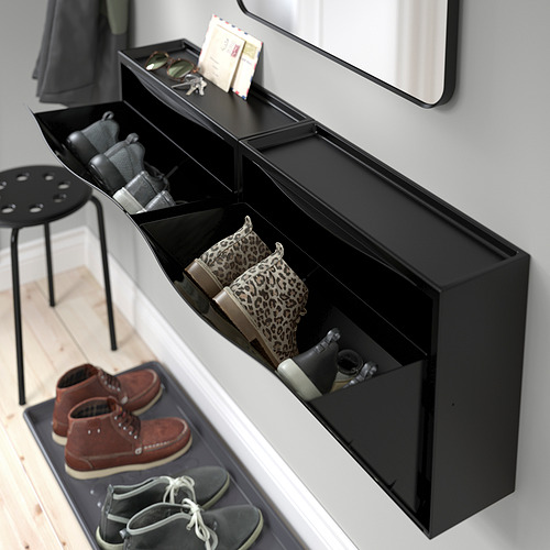 Zapatero TRONES negro, que guarda los zapatos en compartimentos, con una superficie superior para objetos pequeños como llaves y teléfonos.