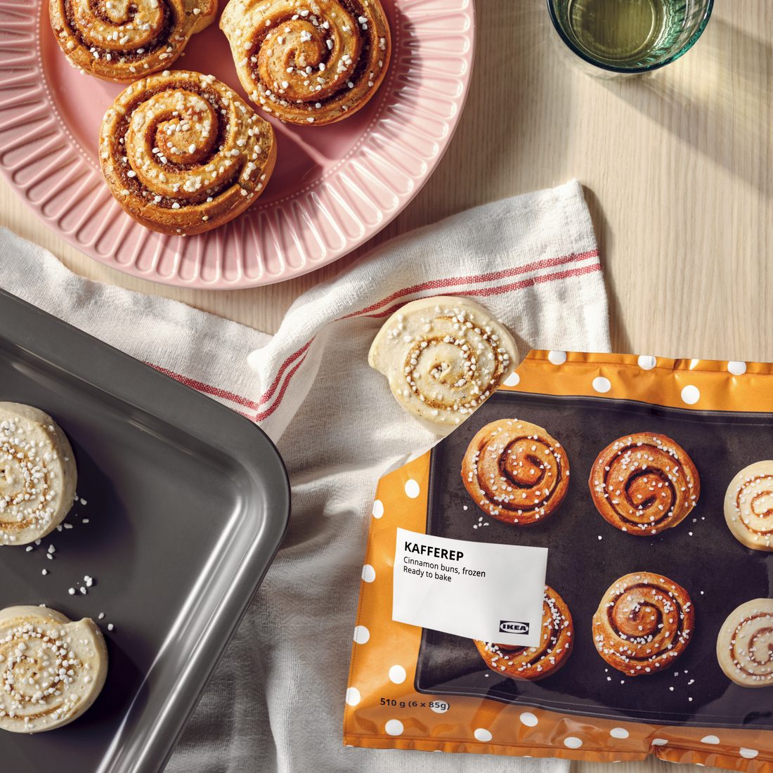 KAFFEREP, cinnamon bun. 2 of 6 open dialog