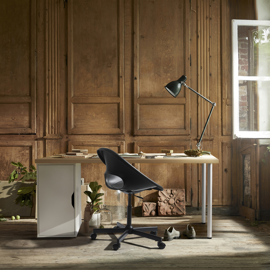 LAGKAPTEN / ALEX, desk. 2 of 6 open dialog