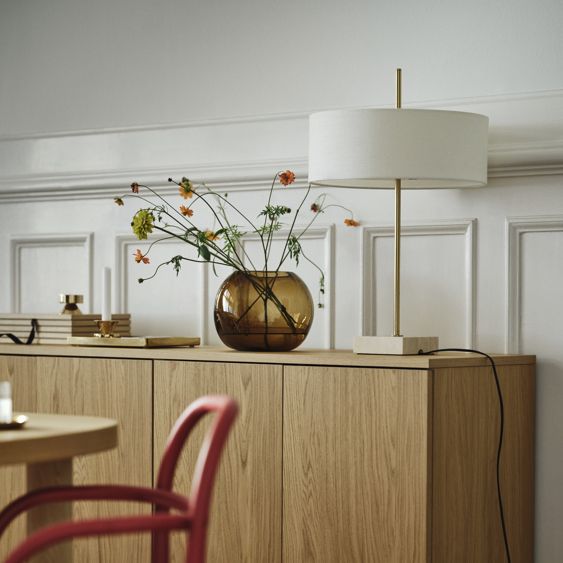 STOCKHOLM 2025, table lamp. 3 of 8 open dialog