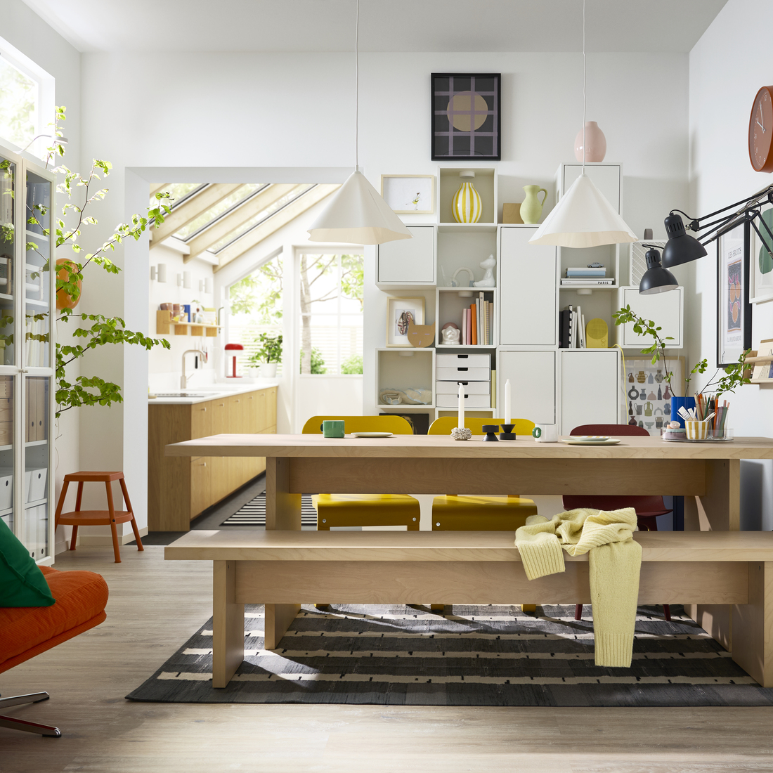 BERGSHYTTAN, dining table. 2 of 6 open dialog