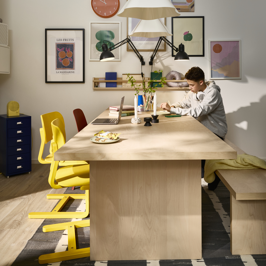 BERGSHYTTAN, dining table. 4 of 6 open dialog