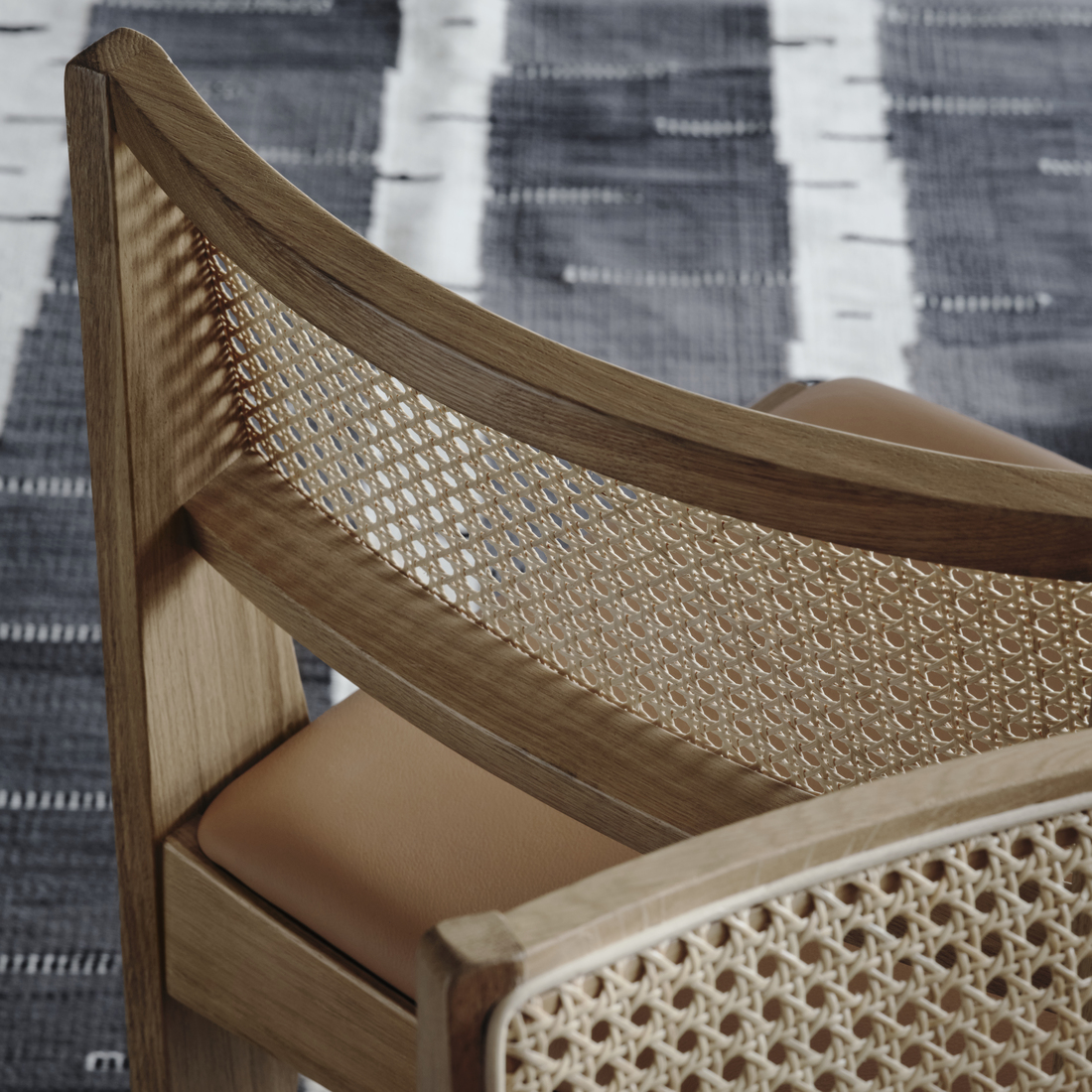 STOCKHOLM 2025, round table and 4 chairs. 6 of 9 open dialog