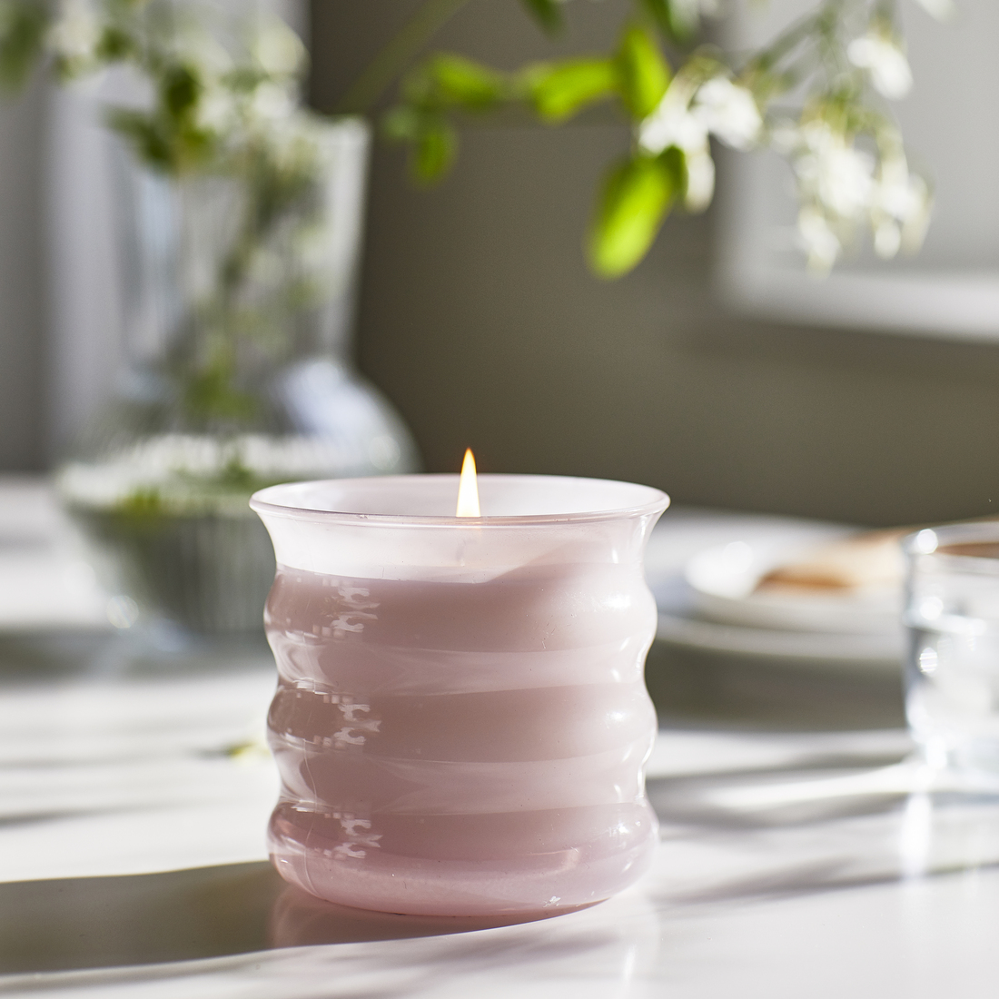 LUGNARE, scented candle in glass. 5 of 7 open dialog