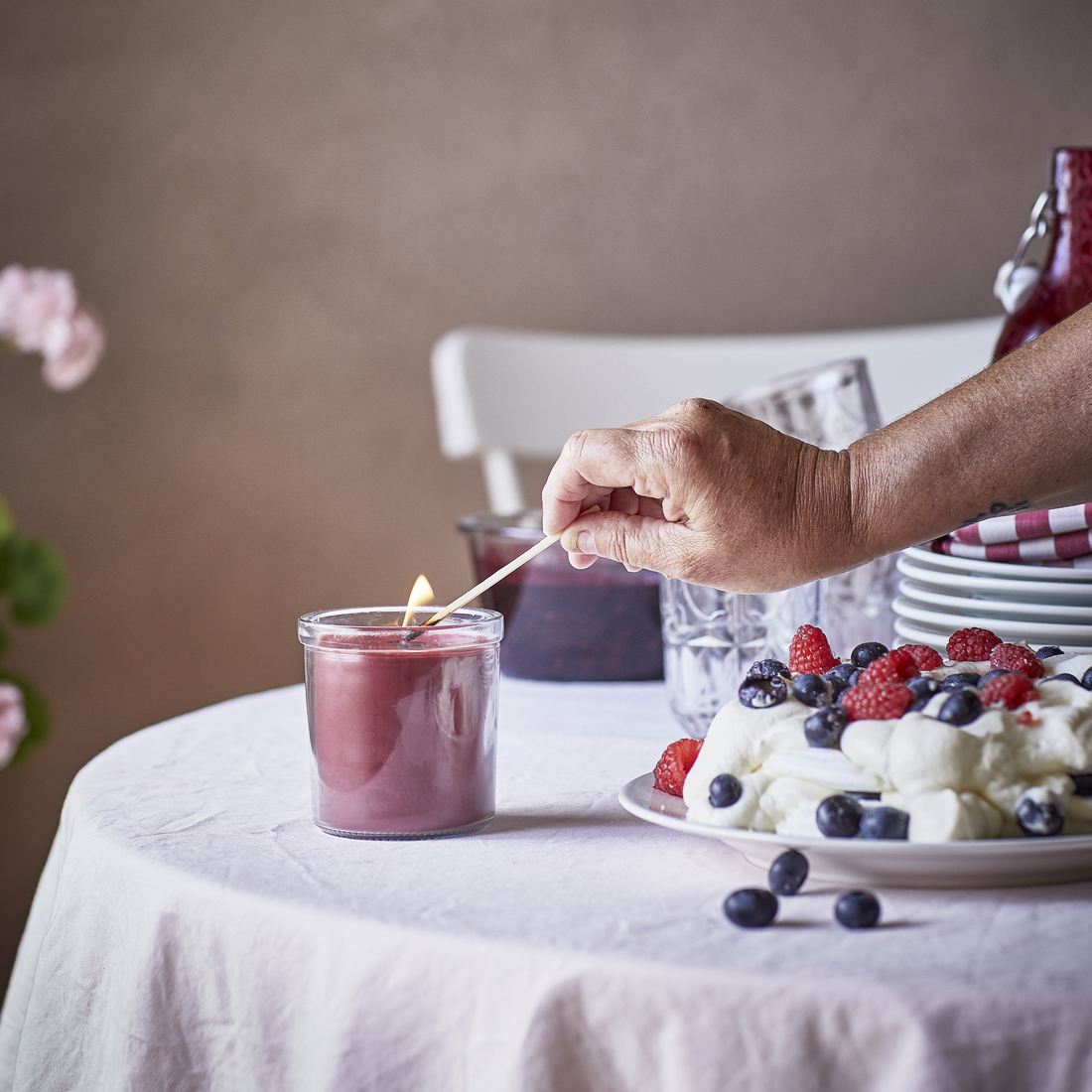 STÖRTSKÖN, scented candle in glass. 2 of 8 open dialog