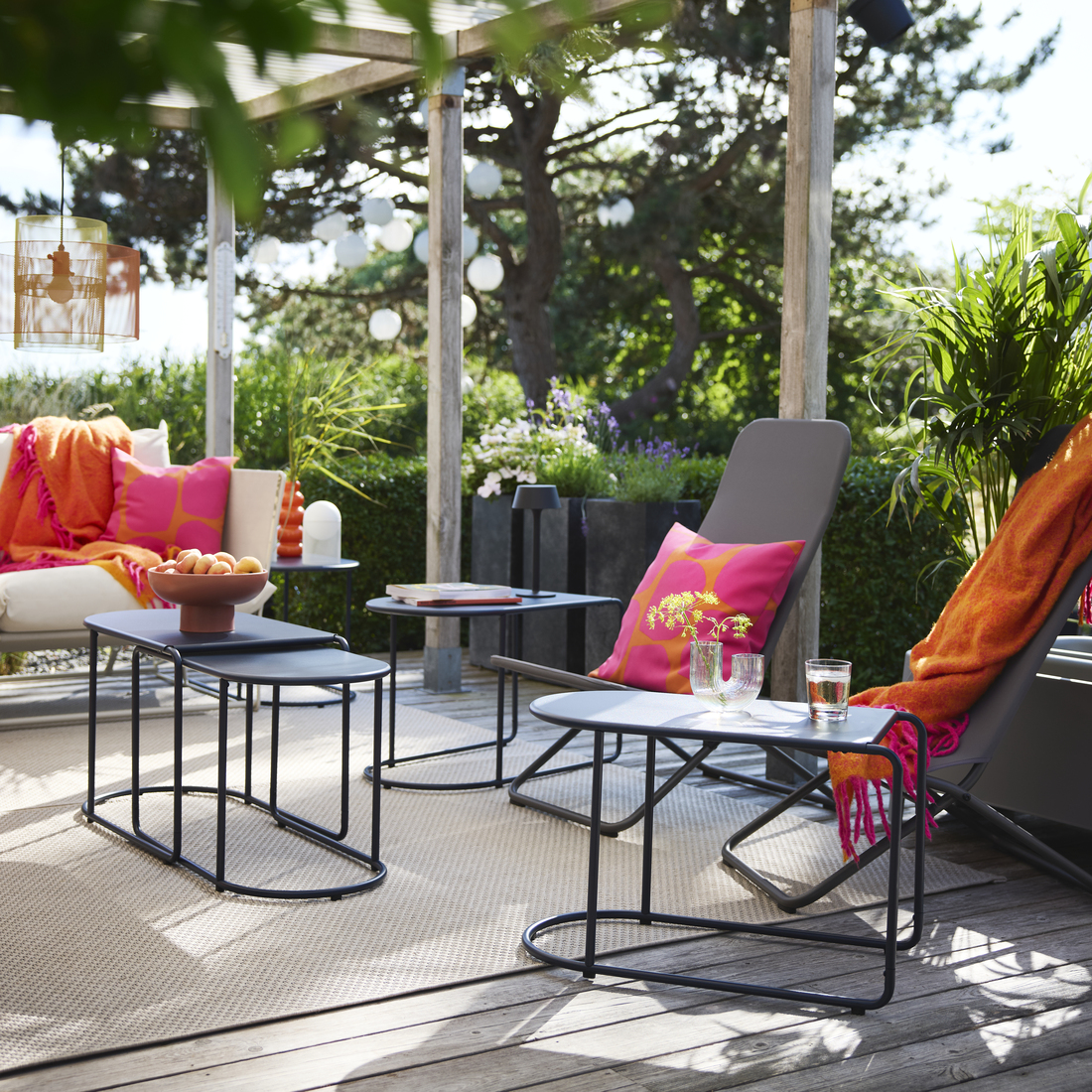 GULLBERGSÖ, cushion cover. 3 of 7 open dialog