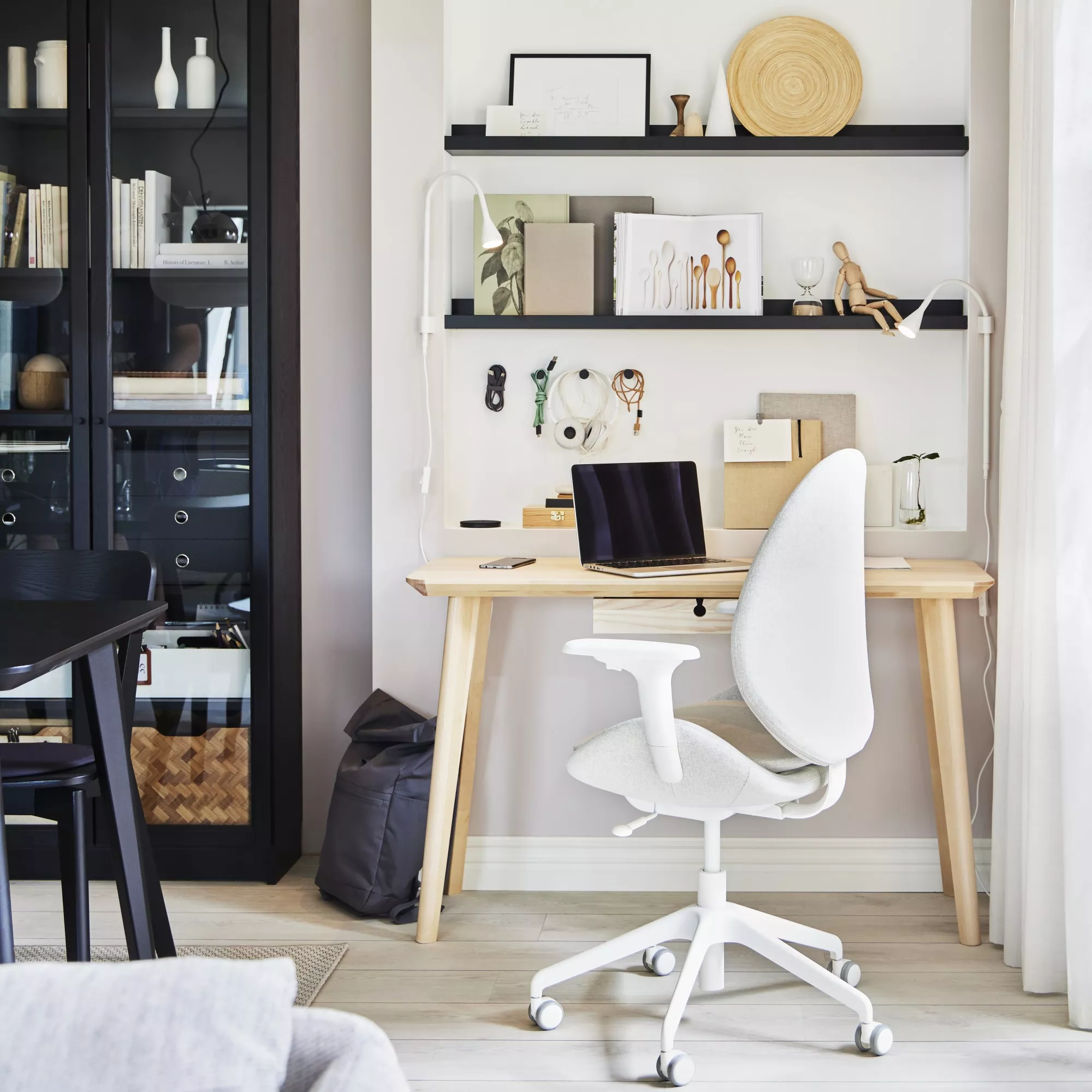 IKEA Santo Domingo - LISABO desk, cash veneer, 46 1/2x17 3/4 