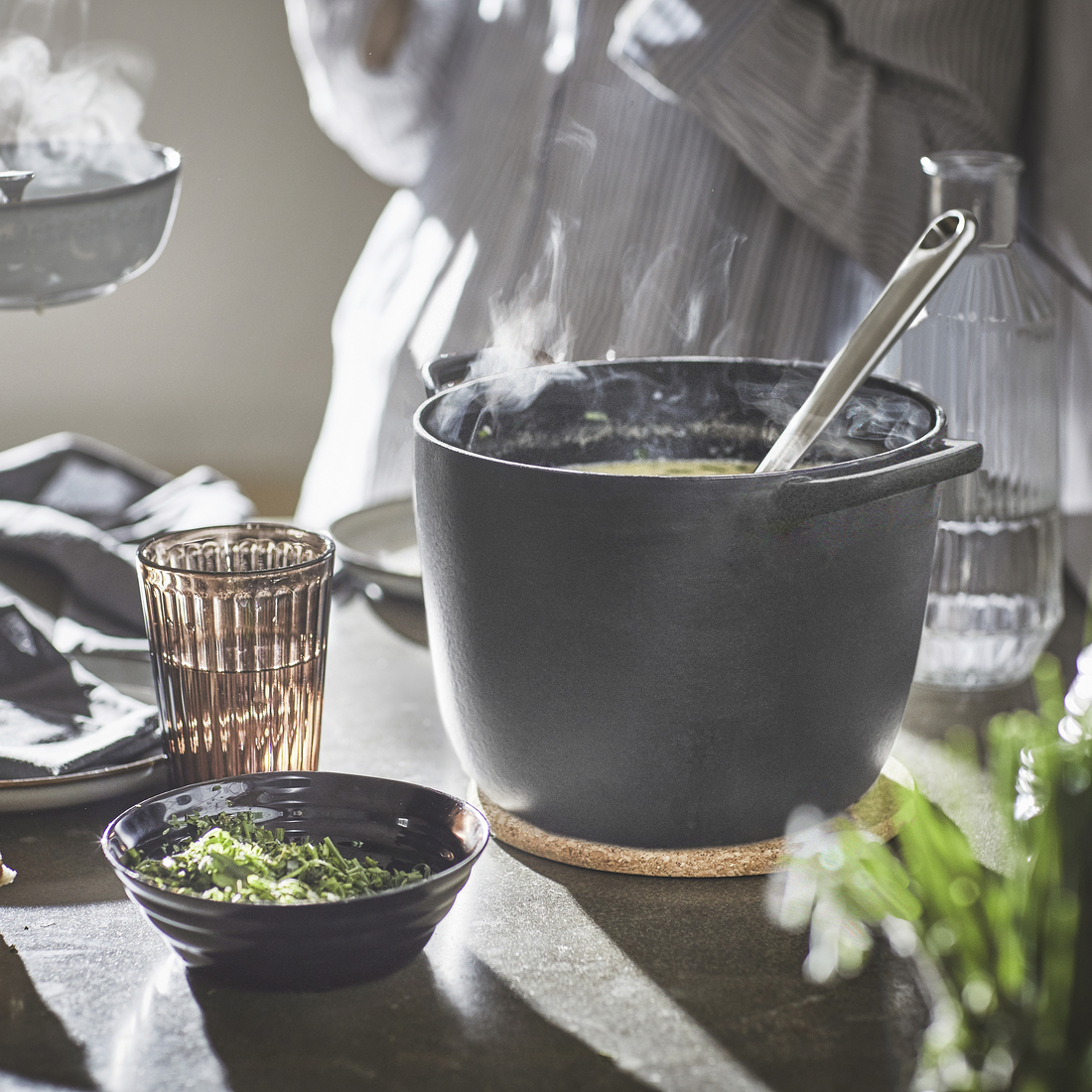 VARDAGEN, pot with lid. 7 of 9 open dialog