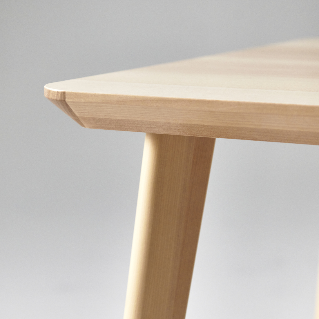 LISABO / HÖGVED, dining table and 4 chairs. 4 of 7 open dialog