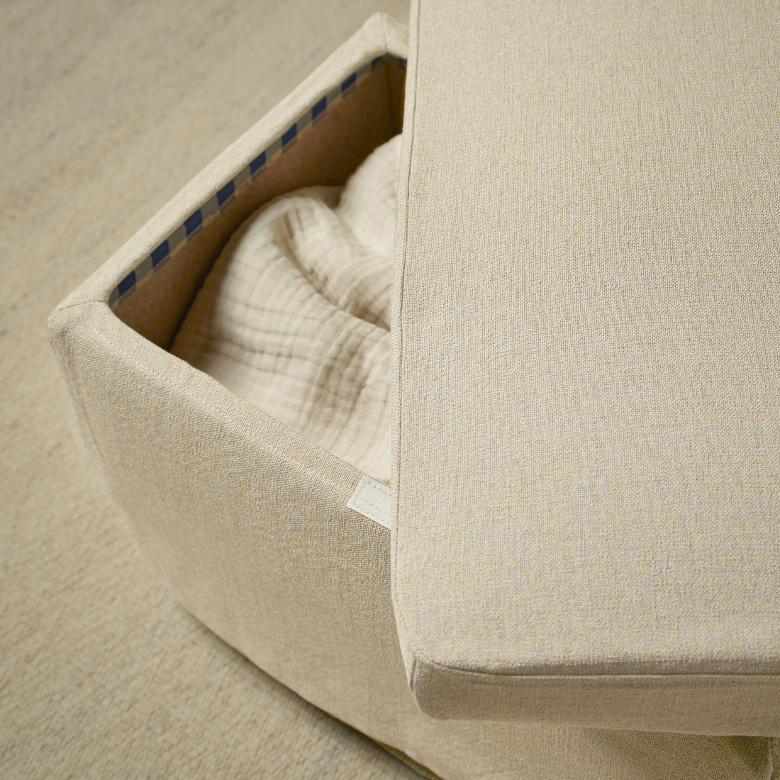 STRANDMON, slipcover for ottoman. 3 of 4 open dialog