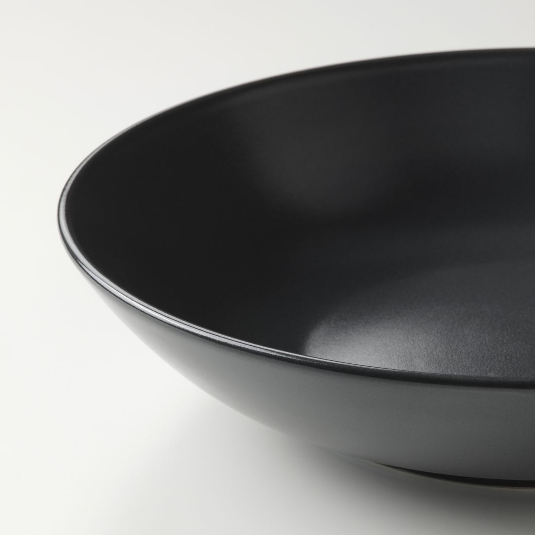 FÄRGKLAR, plato hondo. 2 de 3 abrir diálogo
