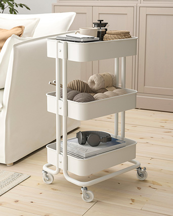 Carrito de cocina utilitario color blanco con bordes redondeados.